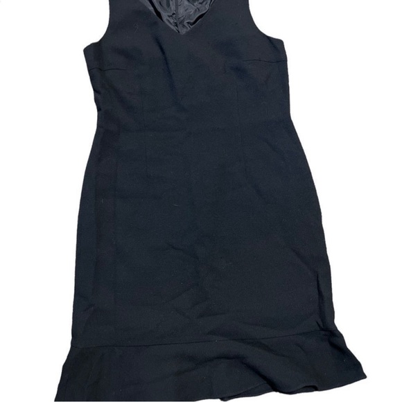 Ann Taylor Flared Hem V-Neck Shift Dress - Picture 3 of 5